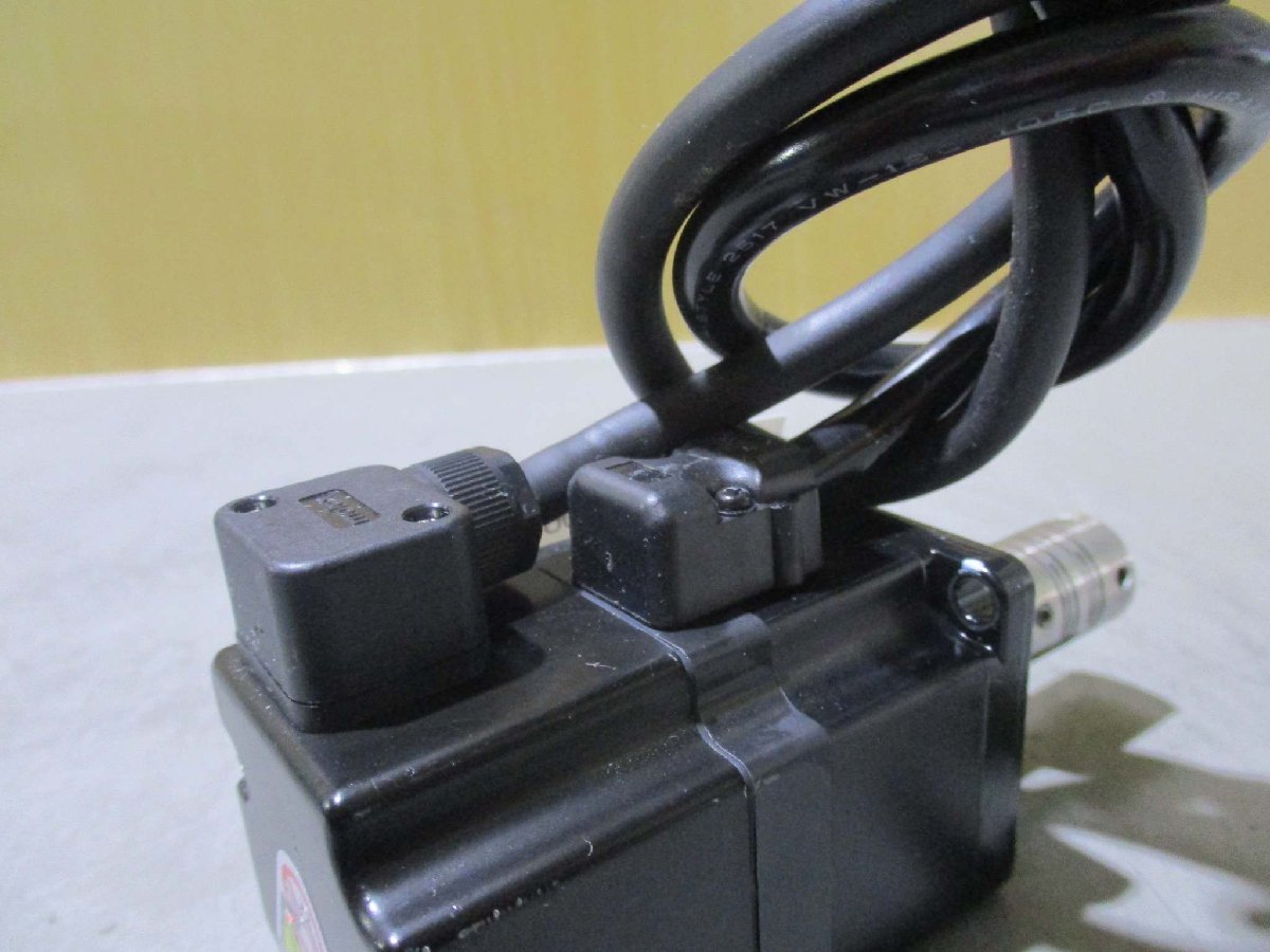 中古 YASKAWA AC SERVO MOTOR SGMJV-A5AAA21 AC サーボモーター 中古 YASKAWA AC SERVO MOTOR SGMJV-A5AAA21 AC サーボモーター