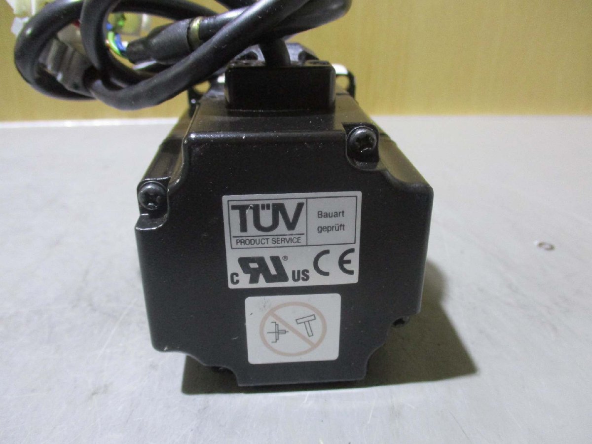 中古 YASKAWA AC SERVO MOTOR SGMAH-02AAA21 200w(KBXR50106B052)_画像5