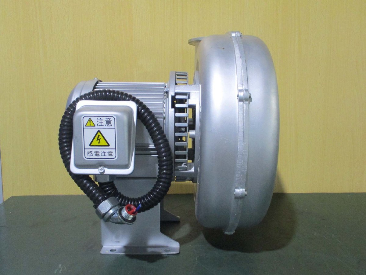 中古 SHOWA 昭和電機 EC-100THT-R213 ブロワー 3Ф 200V 0.4Kw 2P 50/60Hz(KBYR50712E004)_画像2