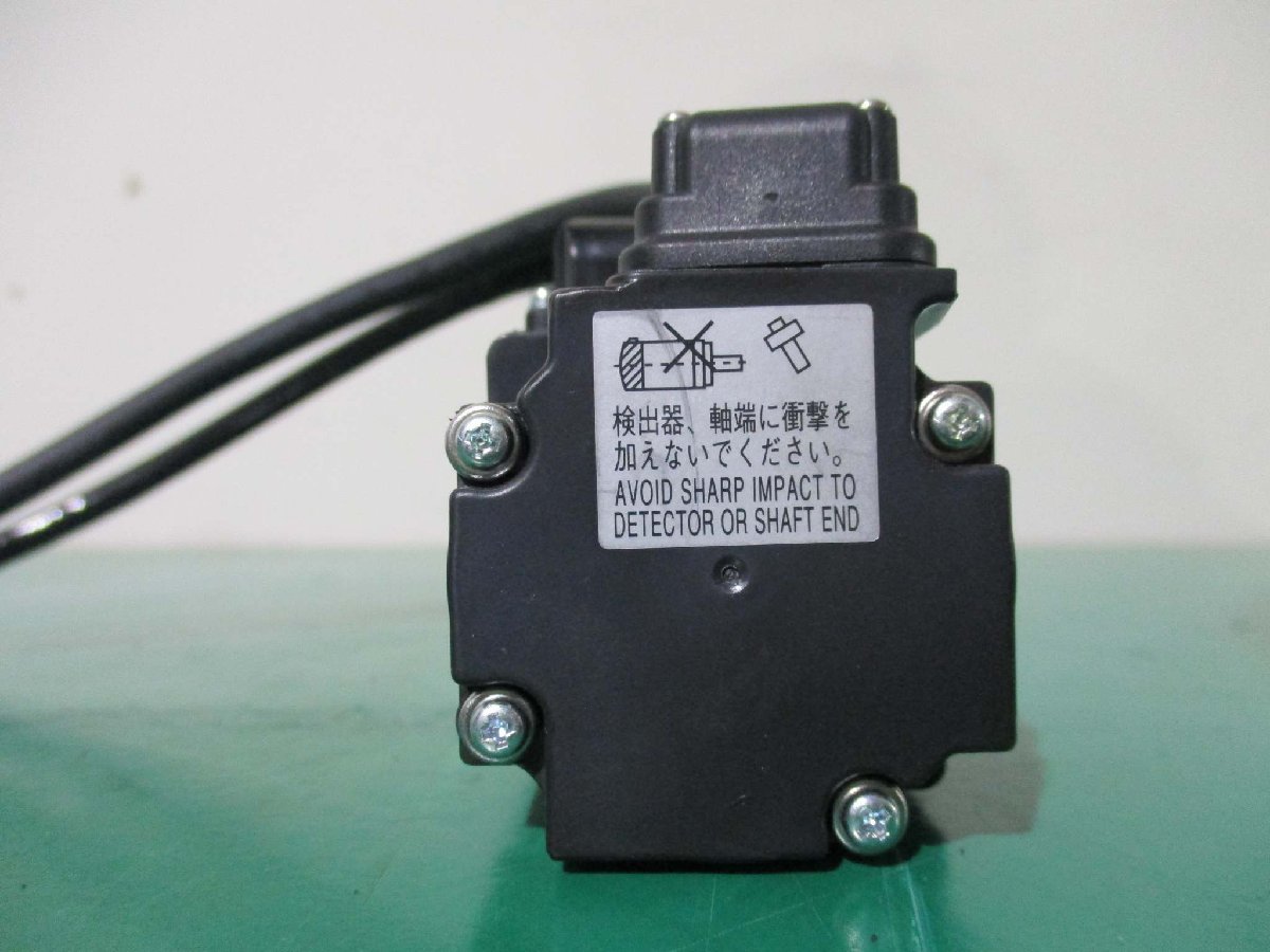 中古 MITSUBISHI AC SERVO MOTOR HF-KP13 AC サーボモーター 100W(KCCR41124C037)_画像3