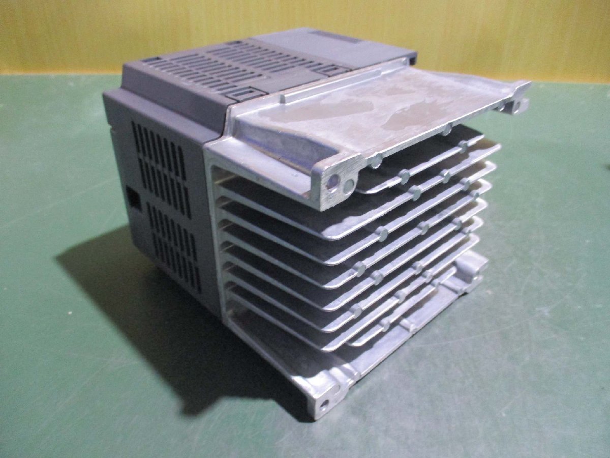中古 MITSUBISHI FR-D710W-0.75K 100V インバーター 中古 MITSUBISHI FR-D710W-0.75K 100V インバーター