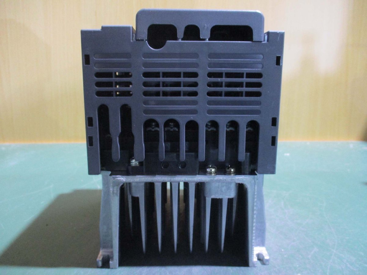 中古 MITSUBISHI FR-D710W-0.75K 100V インバーター 中古 MITSUBISHI FR-D710W-0.75K 100V インバーター