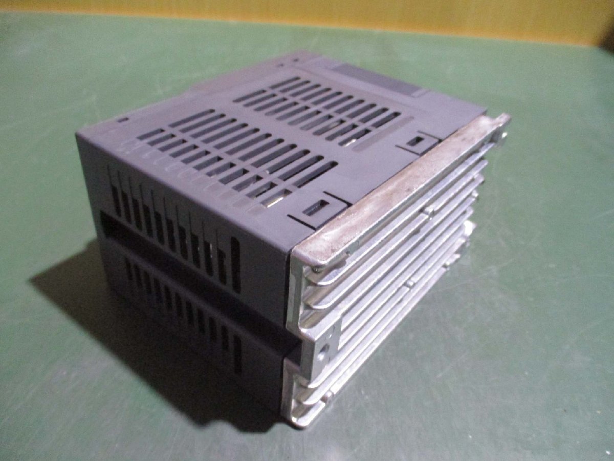 中古 MITSUBISHI FR-D710W-0.2K 100V インバーター(LADR41102B009)_画像4