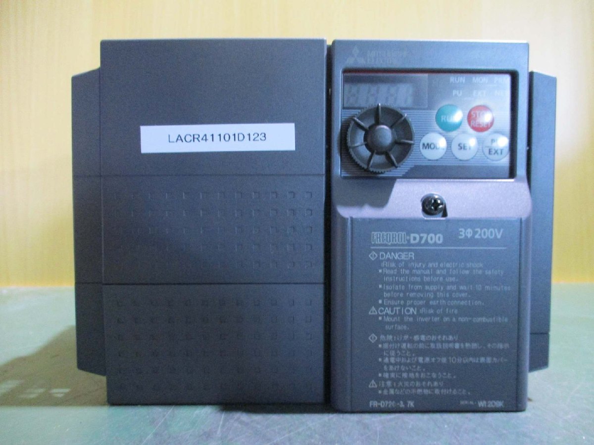 中古 MITSUBISHI FR-D720-3.7K 200V インバーター(LACR41101D123) 中古 MITSUBISHI FR-D720-3.7K 200V インバーター(LACR41101D123)