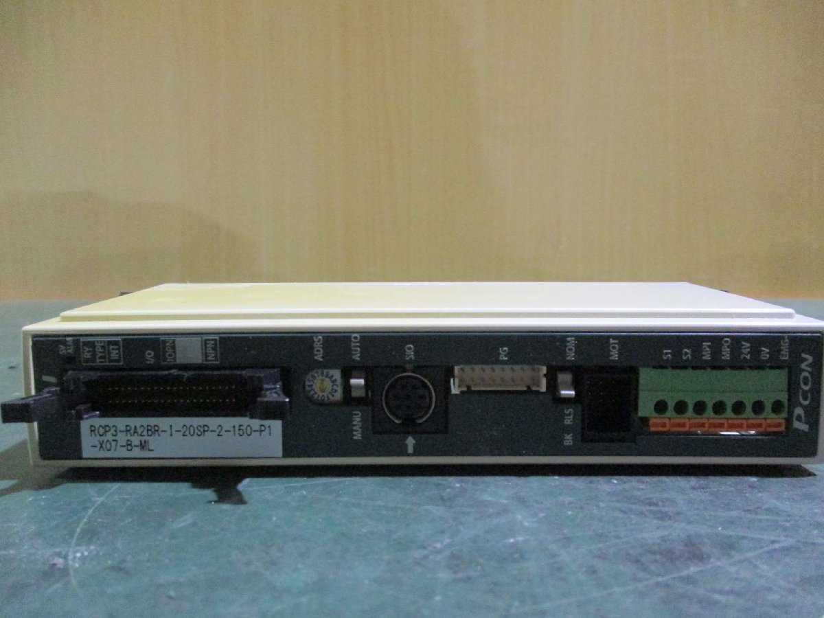 中古 IAI Corporation PCON-C-20SPI-NP-2-0 DC24V(LBKR50627C043)_画像3