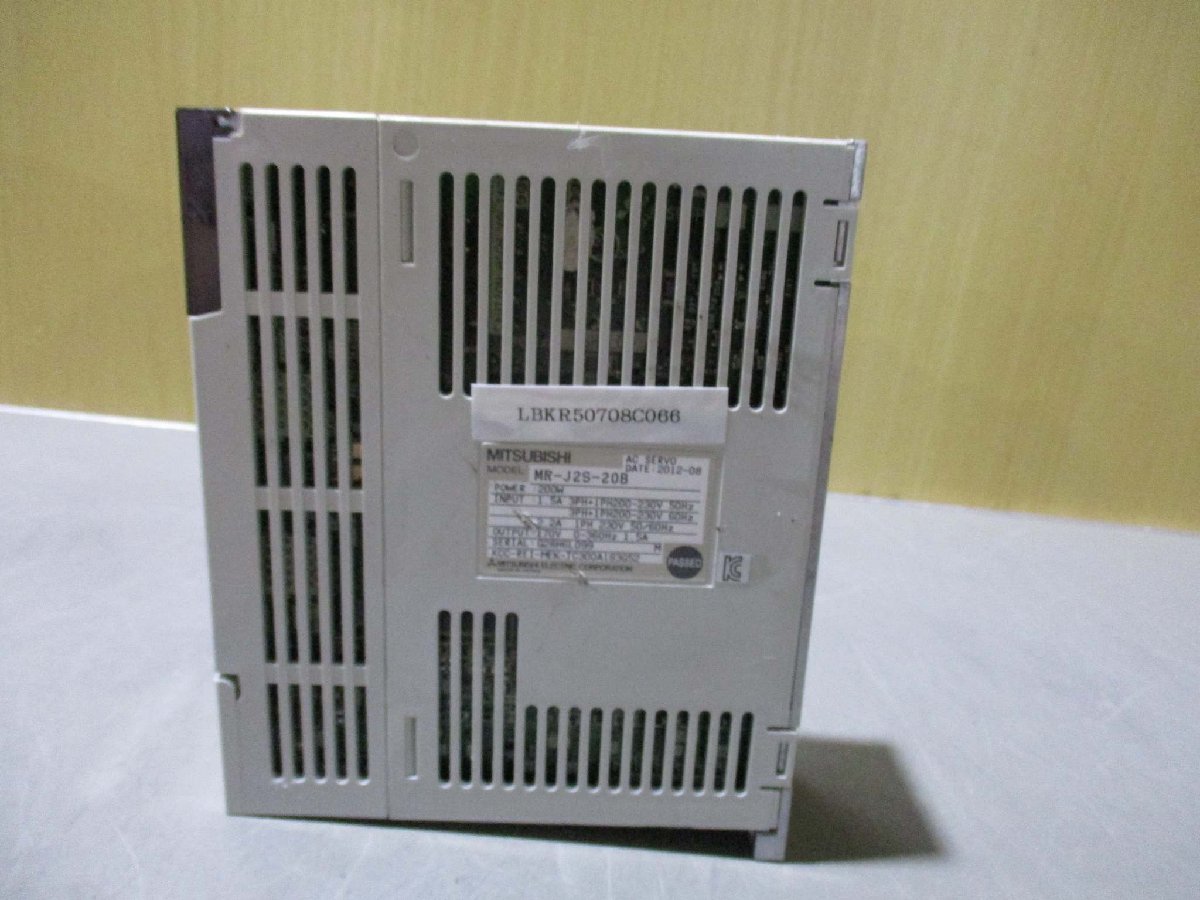 中古 MITSUBISHI AC サーボアンプ MR-J2S-20B 200W(LBKR50708C066)_画像1