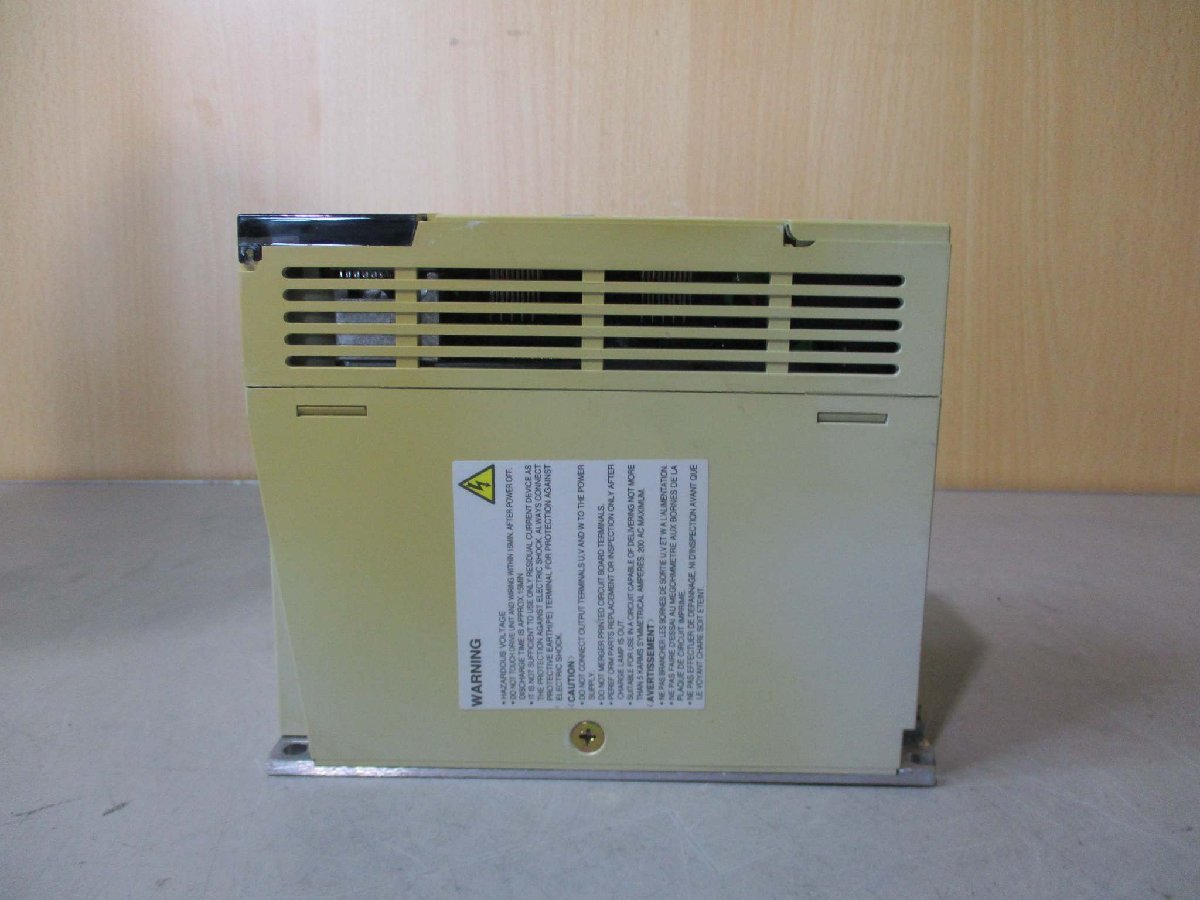 中古 MITSUBISHI AC SERVO MR-J2-20A AC サーボアンプ 200W(LBKR50726D060)_画像3