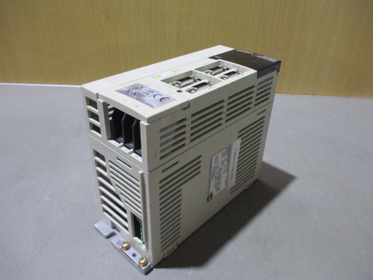 中古 MITSUBISHI AC SERVO MR-J2-40A AC サーボアンプ 400W(LBKR50708C061)_画像8