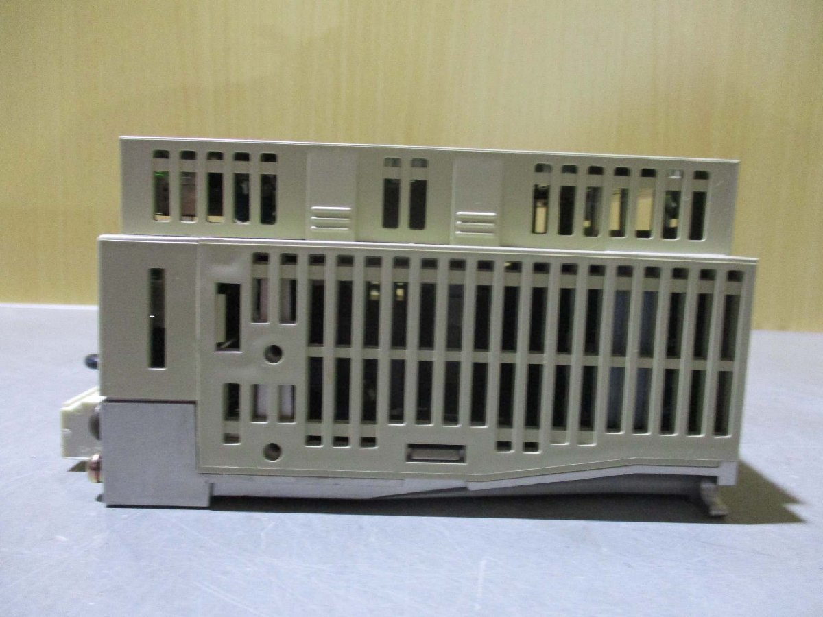 中古 YASKAWA サーボパック SGDH-01AE SERVOPACK JUSP-NS100 200V(LBUR40721D034)_画像4