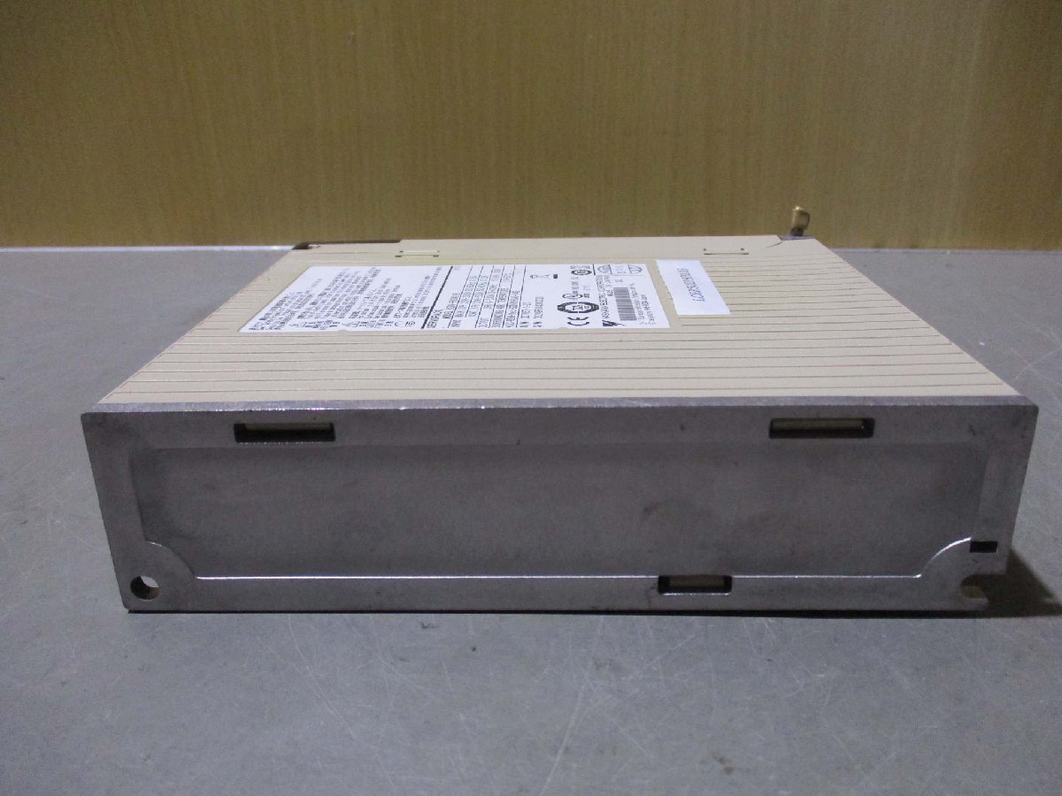 中古 YASKAWA SERVOPACK SGDV-R90A01B サーボパック 200V 100W(LCER50218B119)_画像5