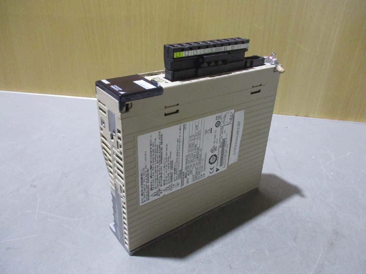 中古 YASKAWA SERVOPACK SGDV-R90A01B サーボパック 200V 100W(LCER50218B120)_画像1