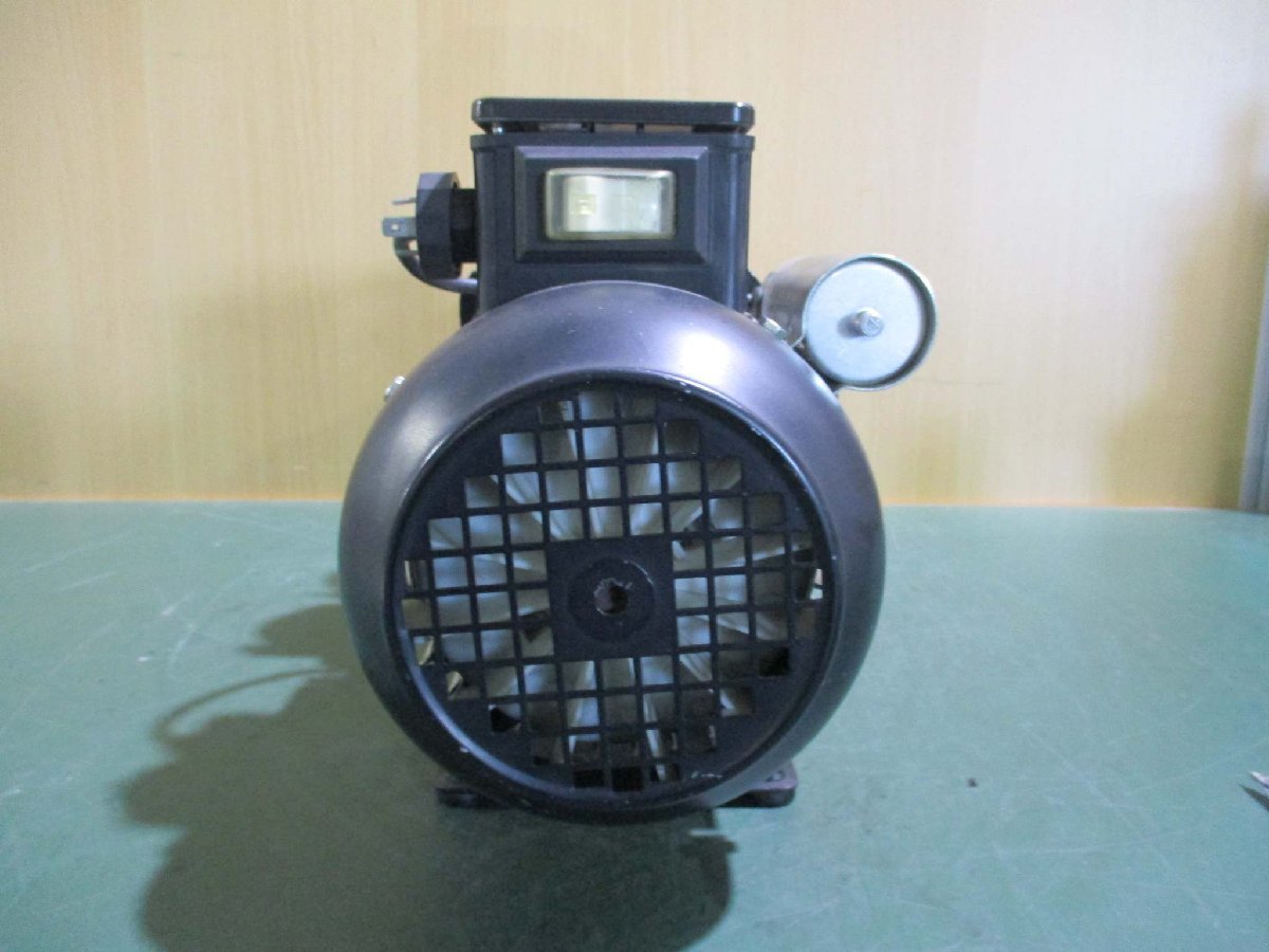 中古 LEYBOLD TRIVAC D 10 DUAL-STAGE ROTARY VANE VACUUM PUMP 5.8CFM 29PSI 1PH(MAKR50404E010)_画像2