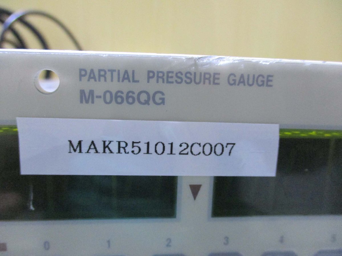 中古 ANELVA PARTIAL PRESSURE GAUGE M-066QG/A13-64245 通電OK(MAKR51012C007)_画像3