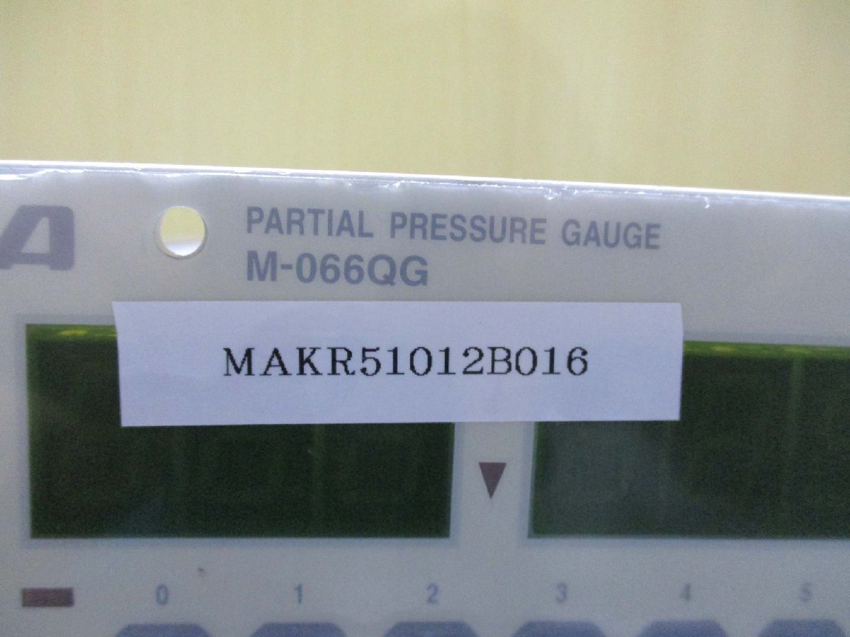 中古 ANELVA PARTIAL PRESSURE GAUGE M-066QG/A13-64245 通電OK(MAKR51012B016)_画像3