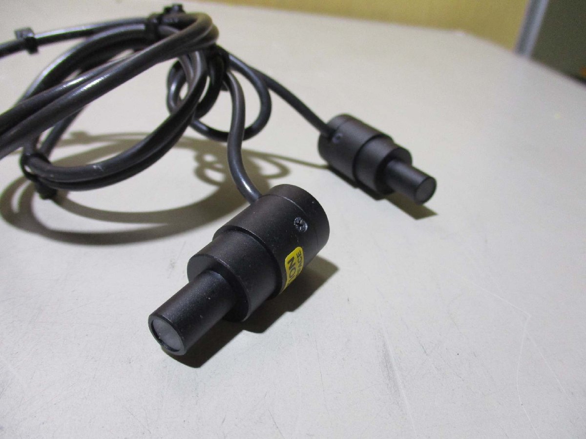 中古 KEYENCE Power adapter for spot lighting CA-DPU2 スポット照明専用電源アダプタ 2個(R50601AJB001)_画像4