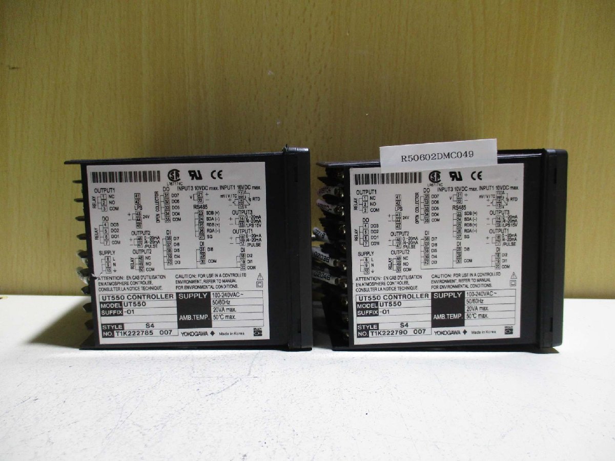 中古 YOKOGAWA CONTROLLER UT550 デジタル指示調節計 100-240VAC 2個(R50602DMC049)