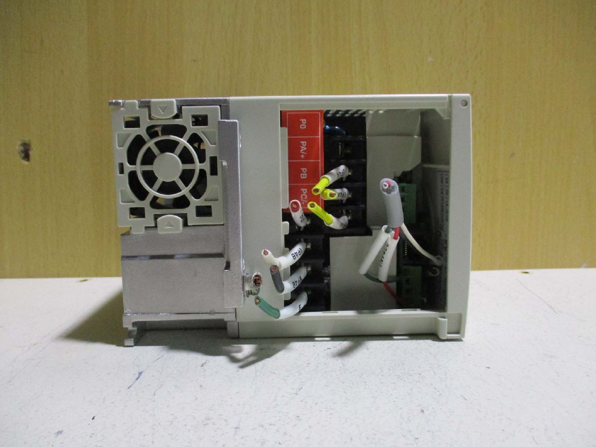 中古 TOSHIBA VFS11-2022PM-AN(2) 2.2kW-4,2kVA-3HP 中古 TOSHIBA VFS11-2022PM-AN(2) 2.2kW-4,2kVA-3HP