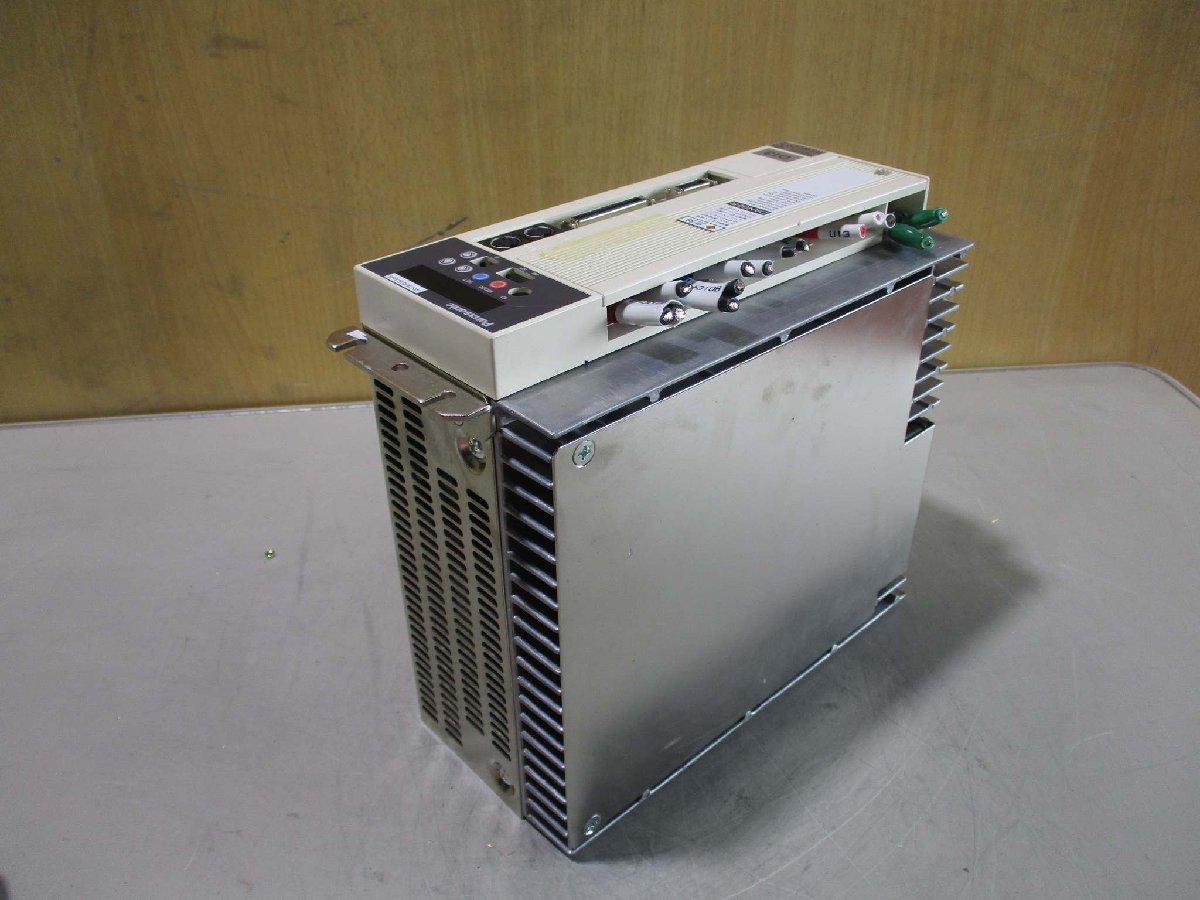 日立ツール/HITACHI カッタ用インサート ZCFW200R2.0 PTH08M 日立ツール/HITACHI カッタ用インサート ZCFW200R2.0 PTH08M