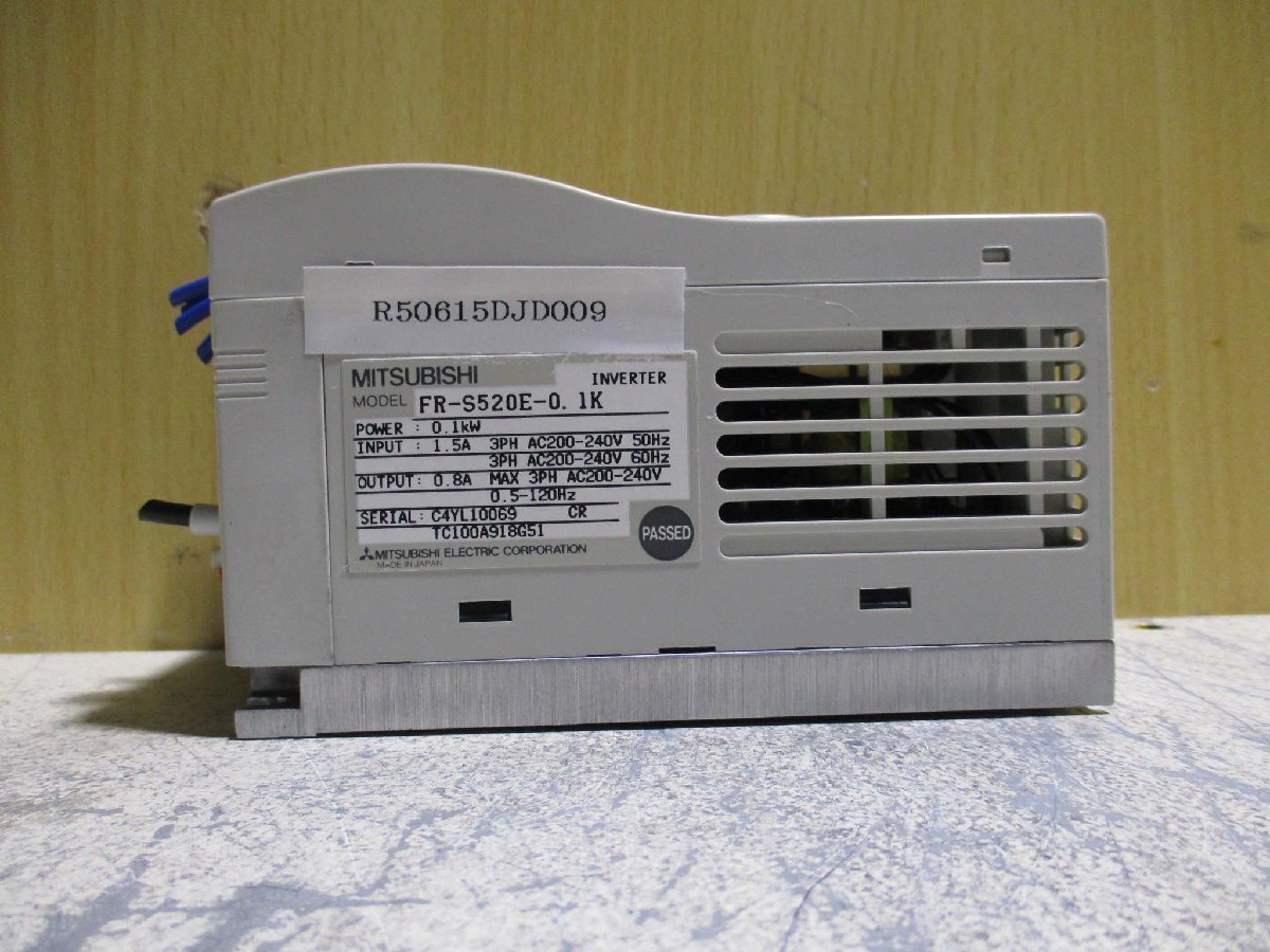 中古MITSUBISHI INVERTER FR-S520E-0.1K インバータ 200-240V 0.1kW 4SET(R50615DJD009)_画像2