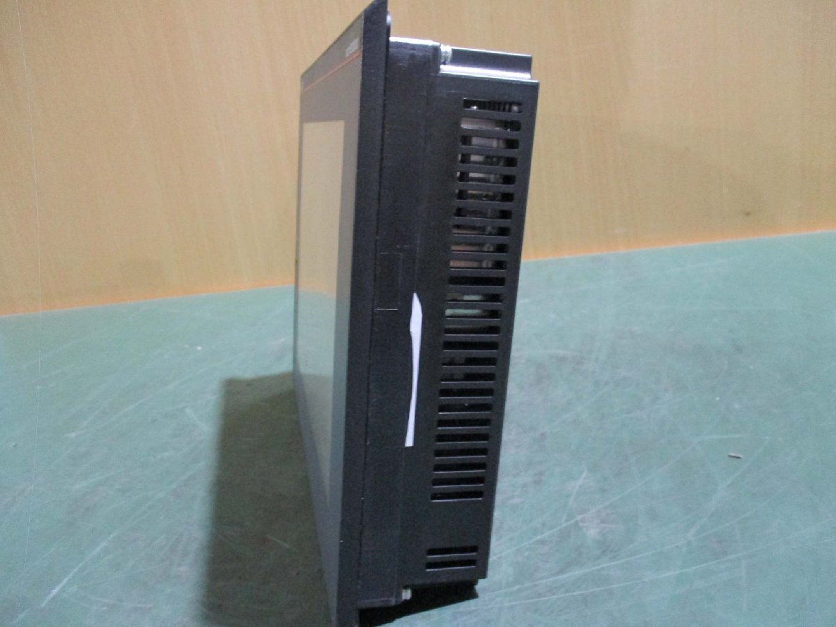 中古 MITSUBISHI タッチパネル GT2508-VTBD 8.4型 ディスプレイ TFTカラー液晶 通電OK(R50622FRC002)_画像2
