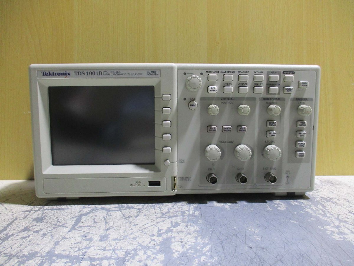 中古Tektronix ２ch デジタルオシロスコープ TDS1001B 40MHz 500MS/s 通電確認(R50707DGA010)_画像2