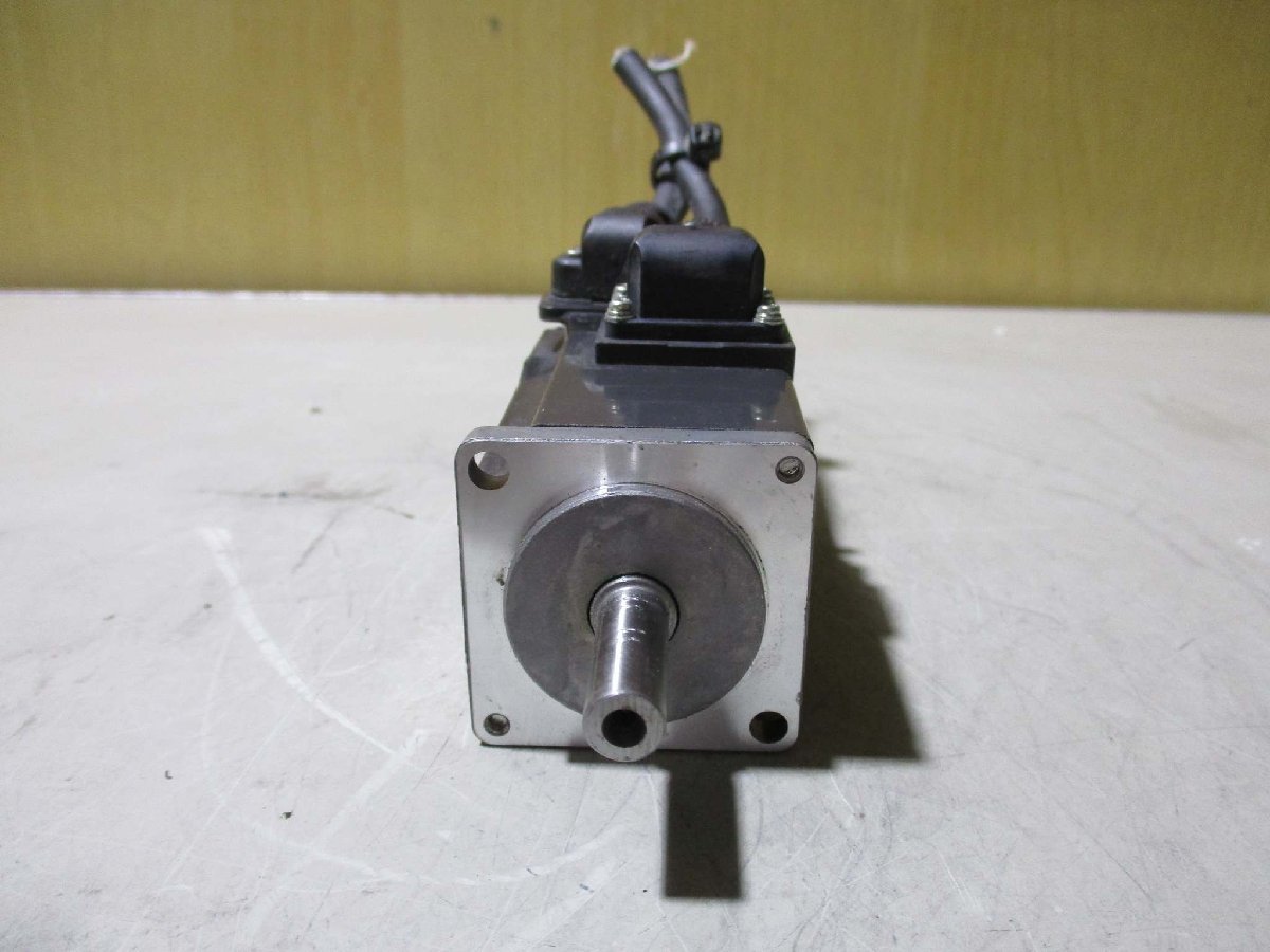 中古 MITSUBISHI AC SERVO MOTOR HF-KP13 AC サーボモーター 100W(R50624GPB020)_画像3