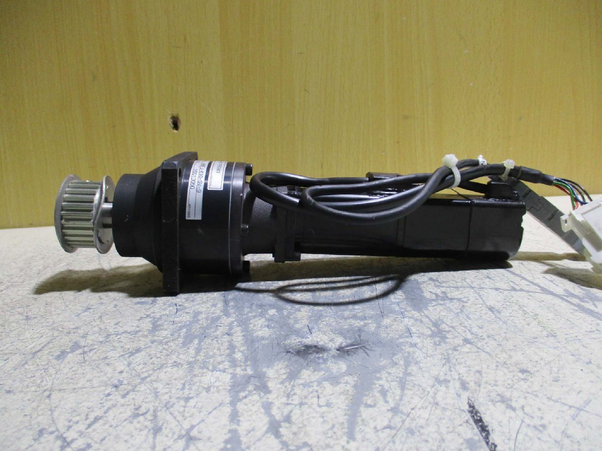 中古 YASKAWA 安川電機 SGMAH-01AAA2B サーボモーター(R50626GEB029) 中古 YASKAWA 安川電機 SGMAH-01AAA2B サーボモーター(R50626GEB029)