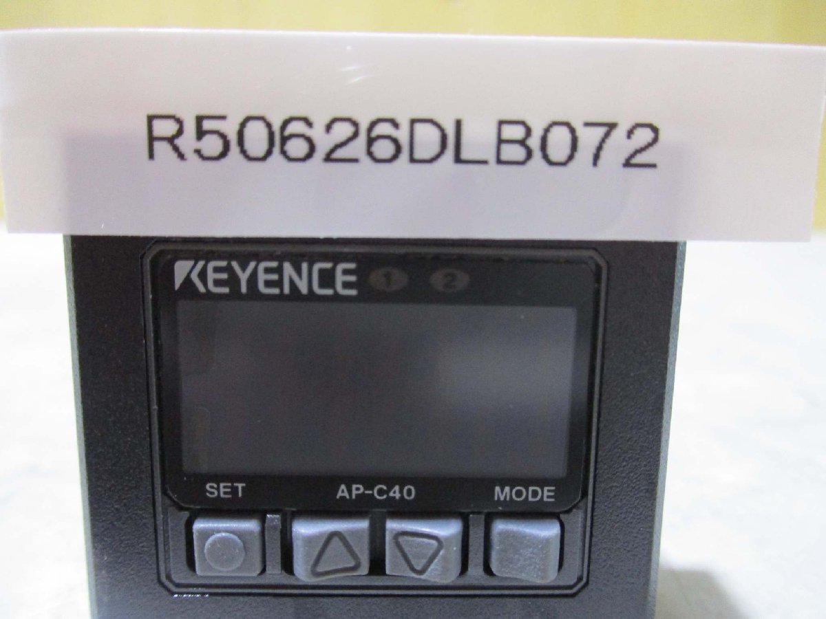 中古 KEYENCE AP-C40 2色表示デジタル圧力センサ 2個(R50626DLB072)_画像2