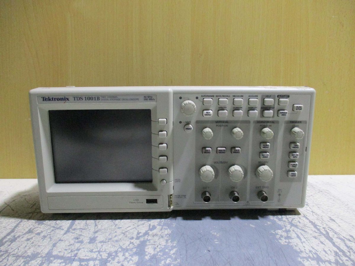 中古Tektronix ２ch デジタルオシロスコープ TDS1001B 40MHz 500MS/s 通電確認(R50707DGA011)_画像2