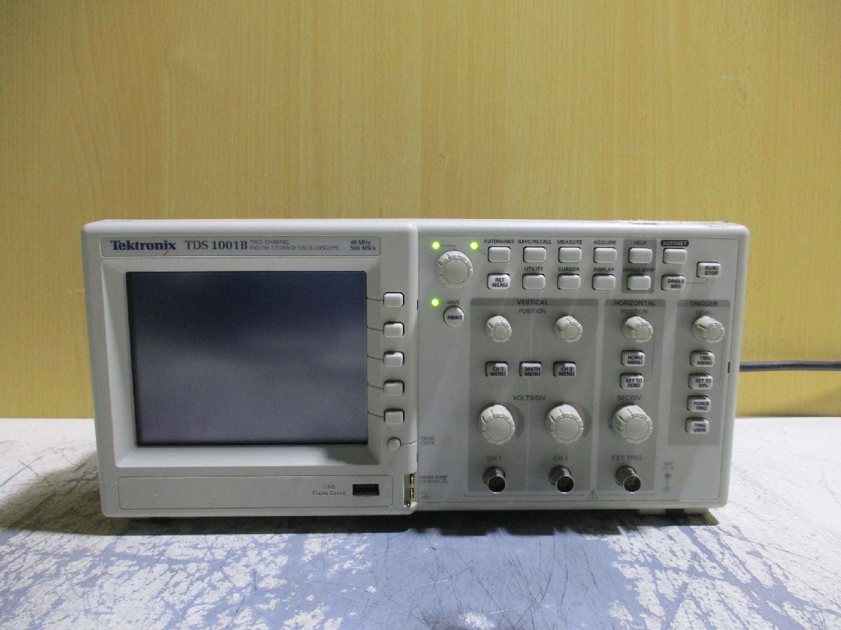 中古Tektronix ２ch デジタルオシロスコープ TDS1001B 40MHz 500MS/s 通電確認(R50707DGA011)_画像1