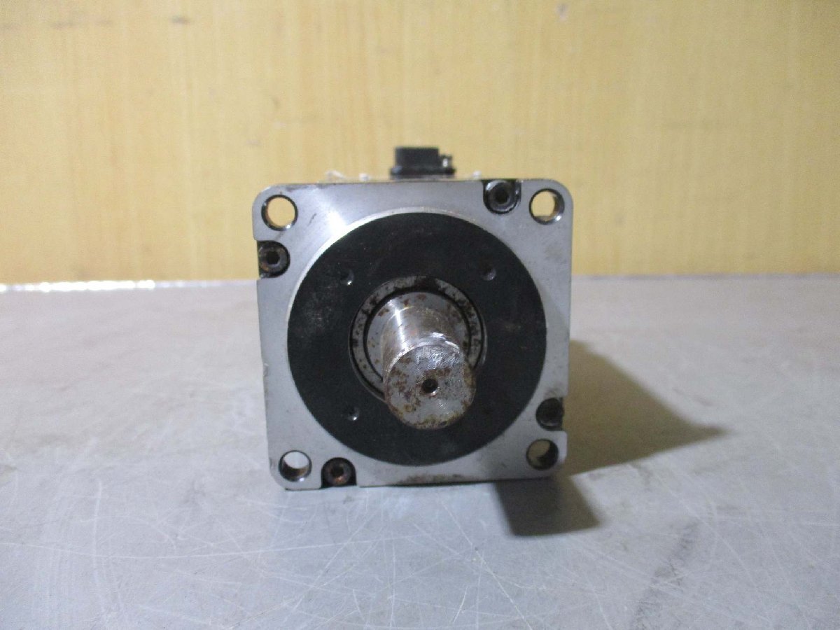 中古 YASAWA AC SERVO MOTOR SGM7J-04A6A-YH11 400W(R50721GHC046)_画像3