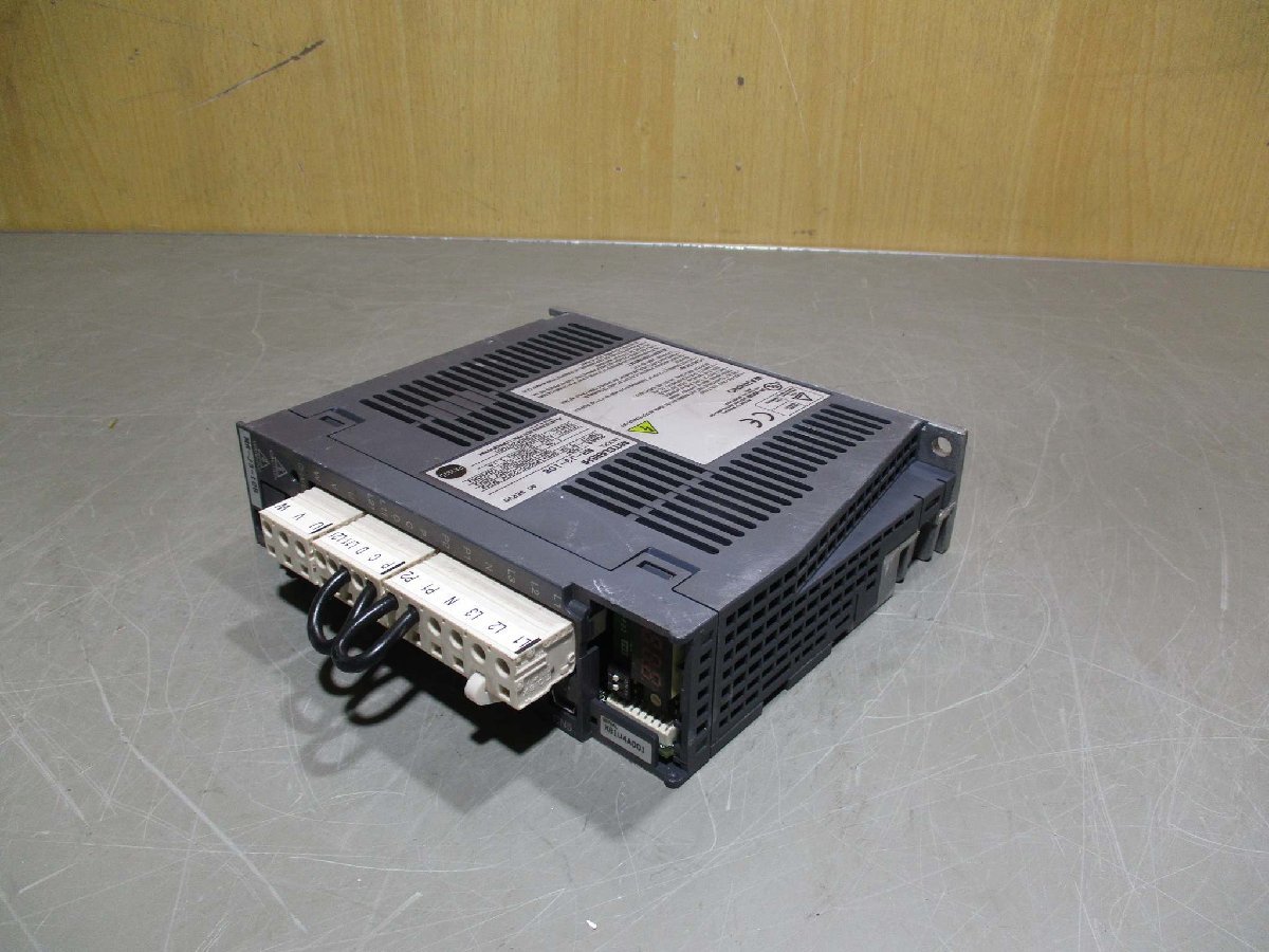 中古 MITSUBISHI AC SERVO MR-J3-10B ACサーボアンプ(R50810CQD046)_画像8