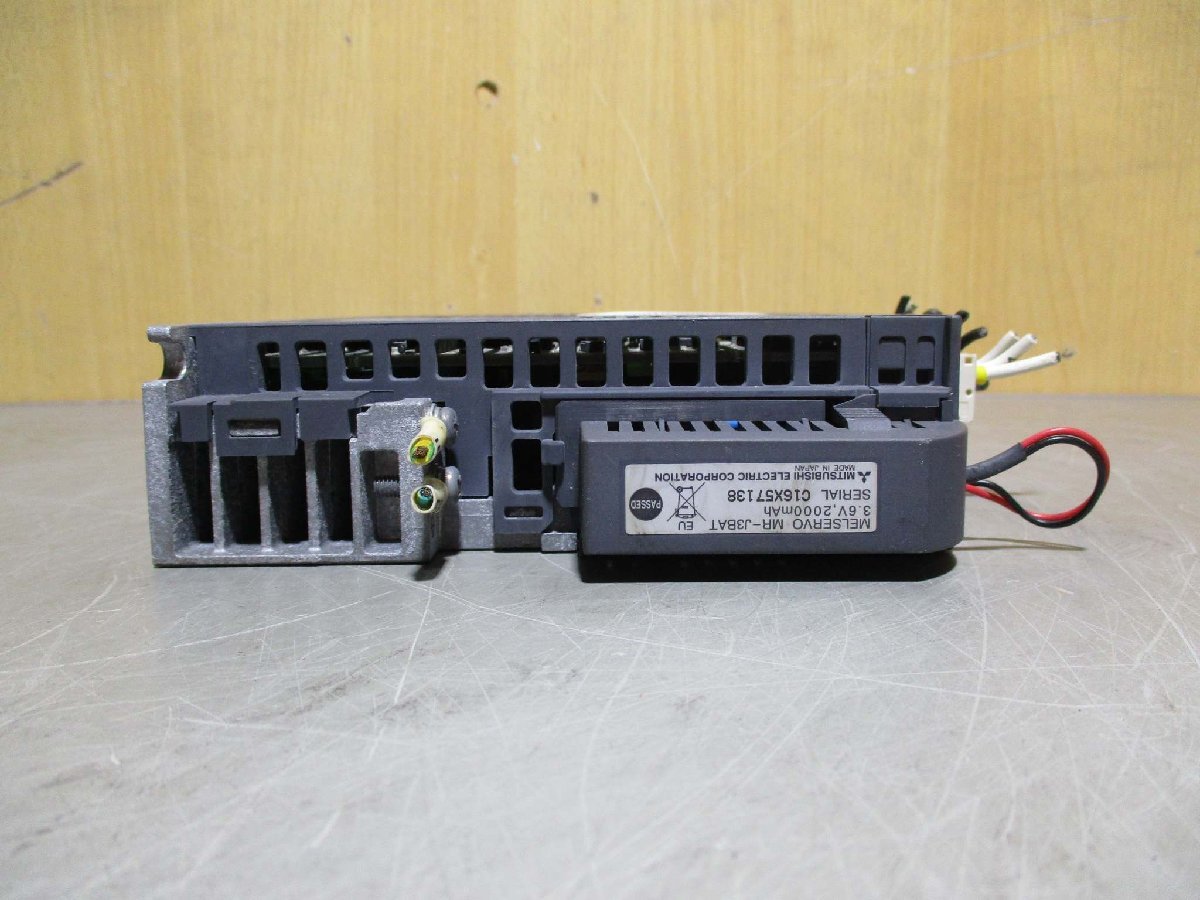 中古 MITSUBISHI AC SERVO MR-J3-20B ACサーボアンプ(R50810CQD038)_画像4