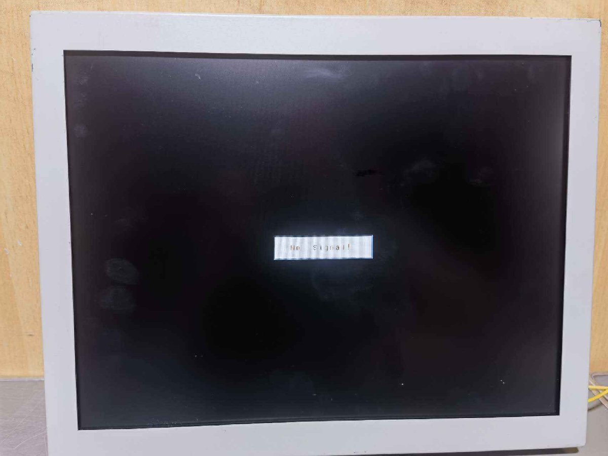 中古 TECNART Color LCD Monitor カラーモニタ TM150-YMX02 12V 1.5A ＜通電OK＞(R50821FPE036)_画像1