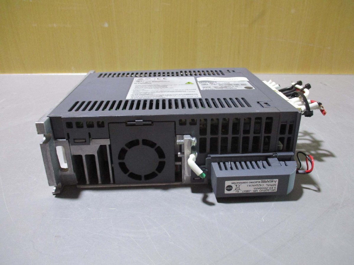 中古 MITSUBISHI 三菱電機 サーボアンプ MR-J3-100B 1000W 170V 6A(R50821BZB005)_画像3