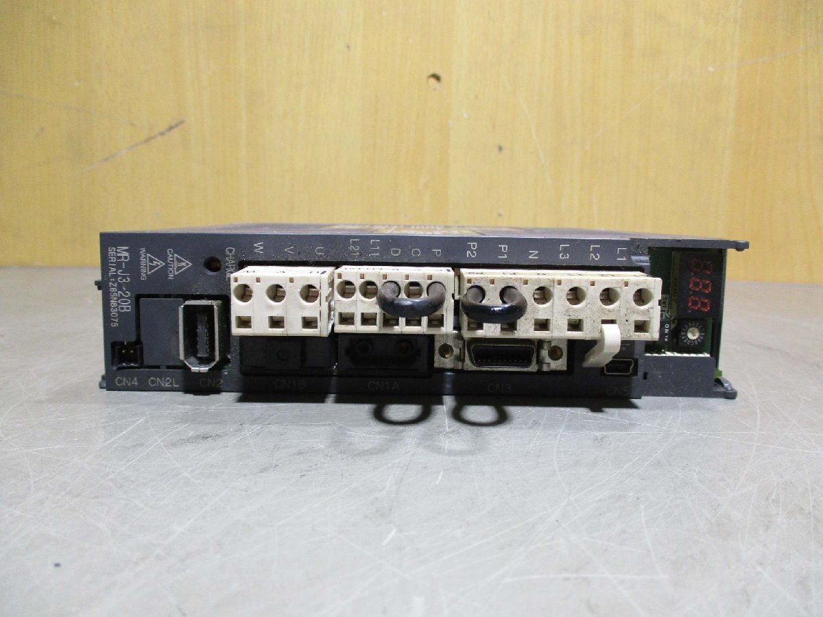 中古 MITSUBISHI AC SERVO MR-J3-20B ACサーボアンプ(R50810CQD044)_画像7