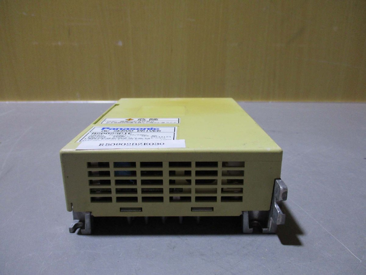 中古 Panasonic AC SERVO DRIVER MSD023P1E 200W ACサーボアンプ(R50902BZE030)_画像3