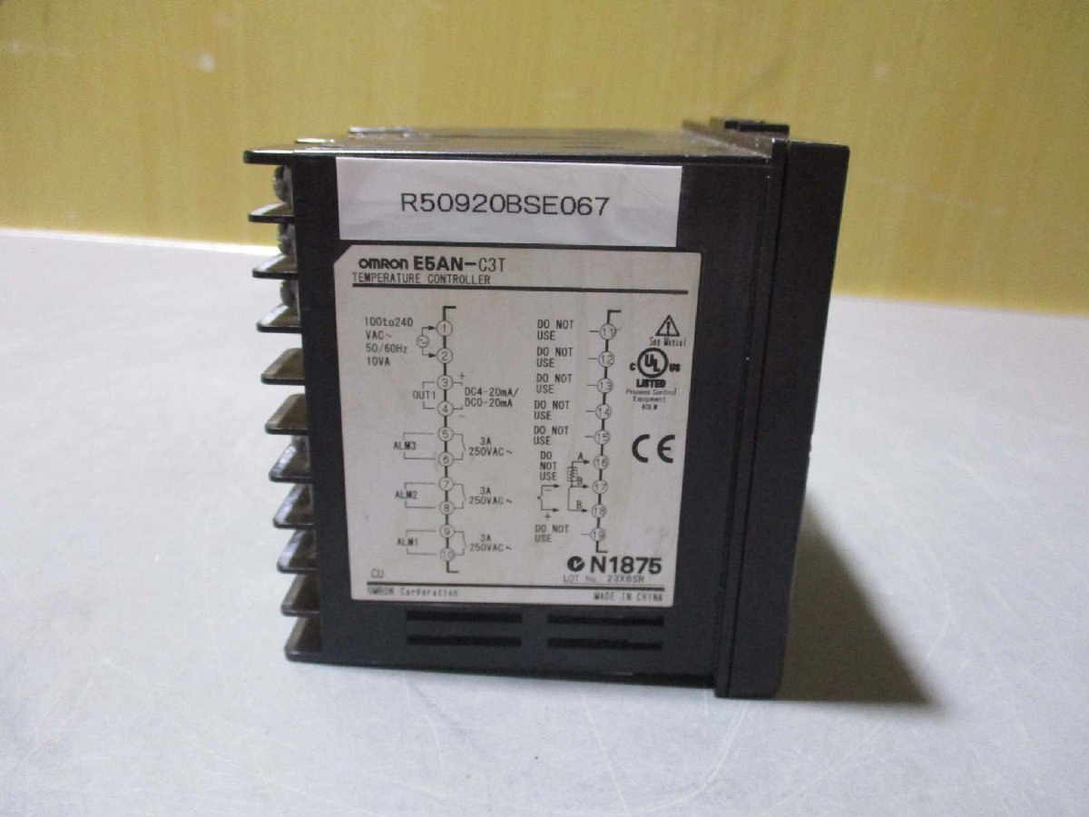 中古 OMRON TEMPERATURE CONTROLLER E5AN-C3T 温度調節器(R50920BSE067)