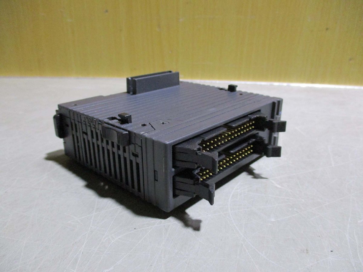 中古 KEYENCE INPUT MODULE KV-C64XA PLC 64点コネクタ 入力ユニット 2個(R50926BPB050)_画像9