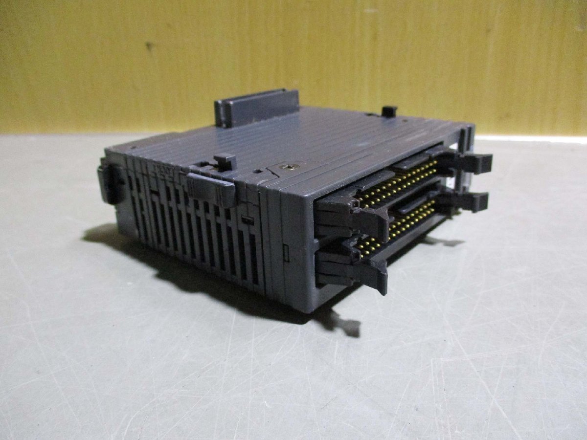 中古 KEYENCE INPUT MODULE KV-C64XA PLC 64点コネクタ 入力ユニット 2個(R50926BPB055)_画像9