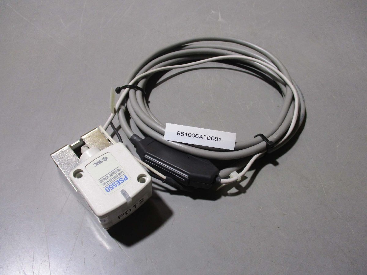 中古SMC PSE550-28 デジタル圧力センサコントローラ 12-24VDC(R51006ATD081)_画像1