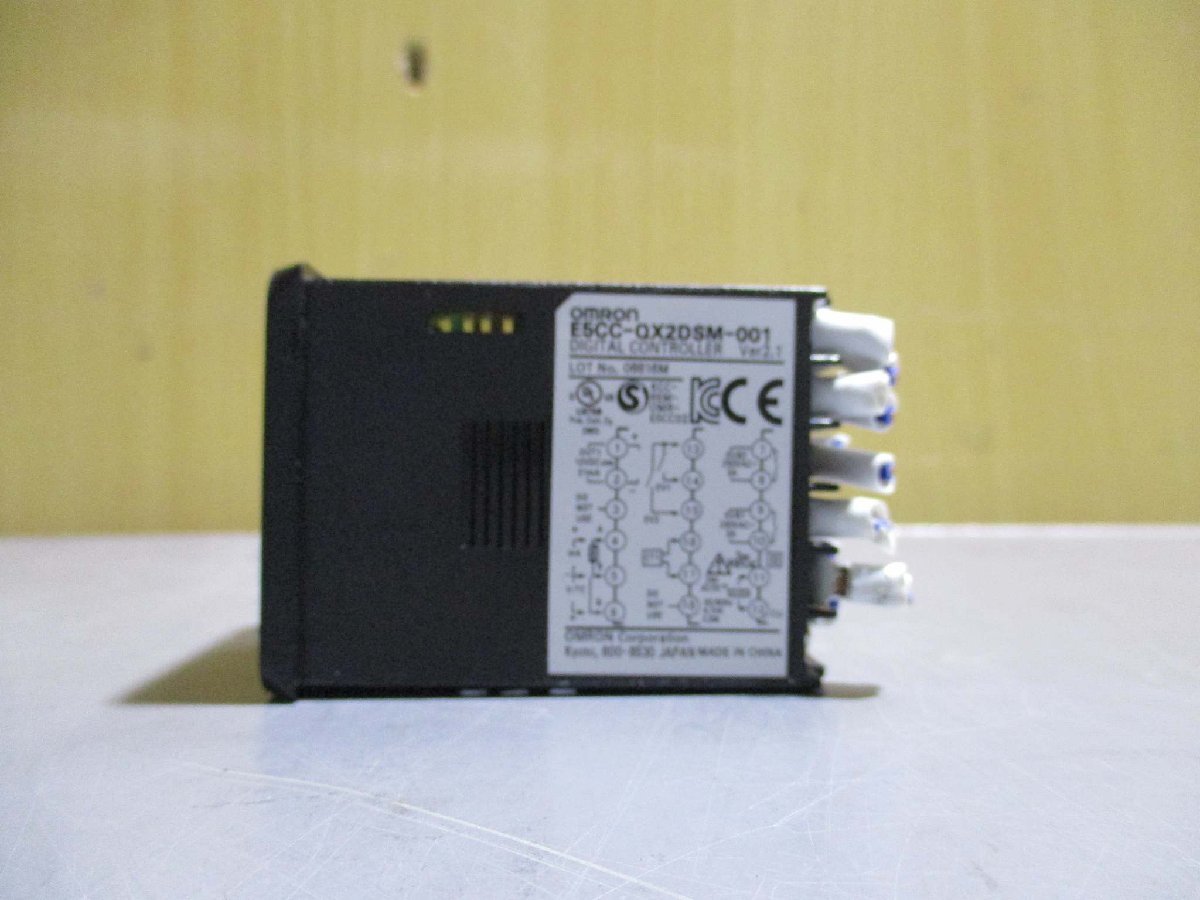 中古OMRON デジタル 指示調節計 E5CC-QX2DSM-001 2個(R50717DLD009)_画像2
