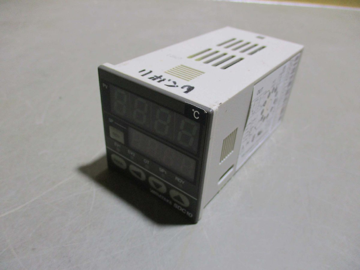 中古 YAMATAKE DIGITAL CONTROLLER SDC10 C10S6DTA0000 デジタル指示調節計 (R50922CDC009)