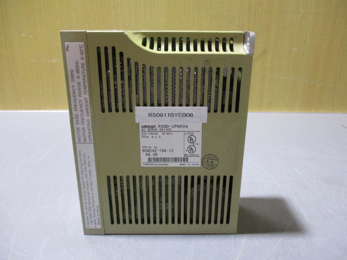 中古 OMRON AC SERVO DRIVER R88D-UP08HA サーボドライバー(R50911BYE008)