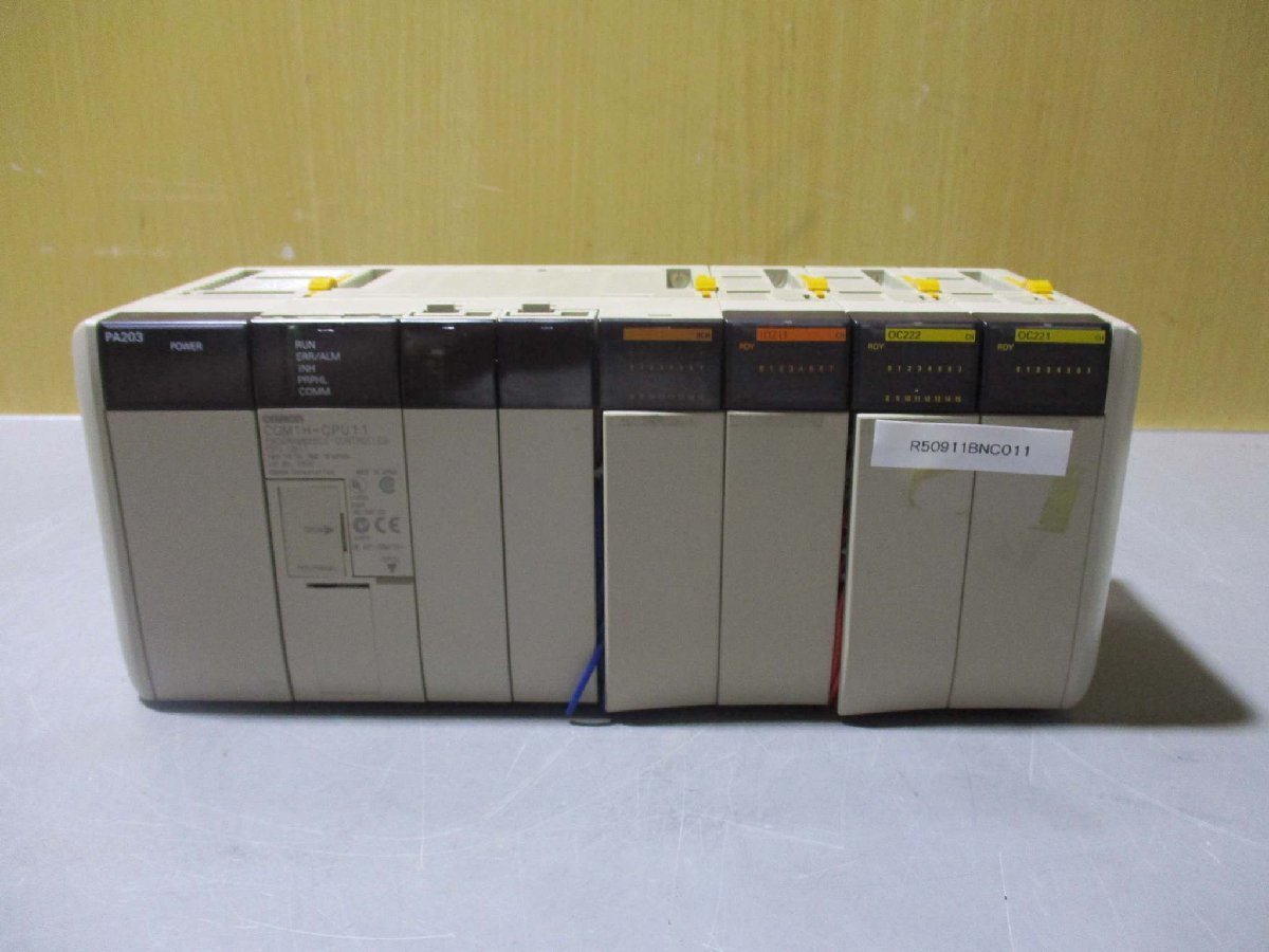 中古 OMRON PA203 CQM1H-CPU11 ID211 OC222 OC221(R50911BNC011)_画像1