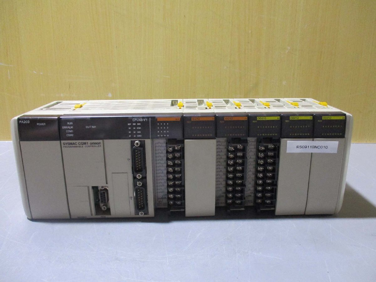新品 MITSUBISHI 三菱 GT1150-QBBD-C タッチパネル 【大阪発☆6 新品 MITSUBISHI 三菱 GT1150-QBBD-C タッチパネル 【大阪発☆6