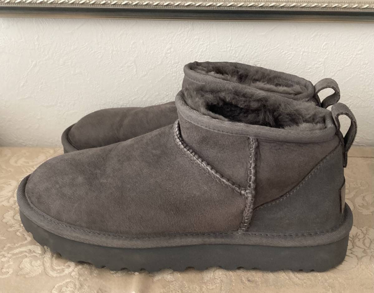 美品★ワンシーズン着用★アグUGG USA5 グレー ムートン_画像4