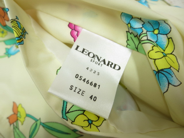 未使用品*LEONARD SPORT*レオナールスポーツ*花柄ｘキルティング*中綿入り*ベスト*サイズ*40*ロゴプリント_画像9