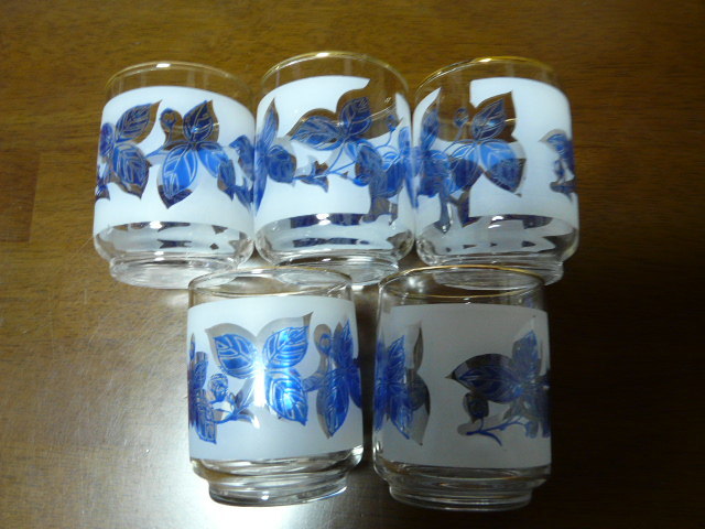 昭和レトロ　グラス　植物柄　すりガラス　金彩　５客セット_画像2
