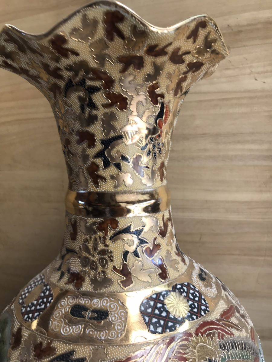 薩摩焼 壺 花瓶 花器 金襴手 豪華金彩盛絵 武者図 輪花 色絵 伝統工芸 